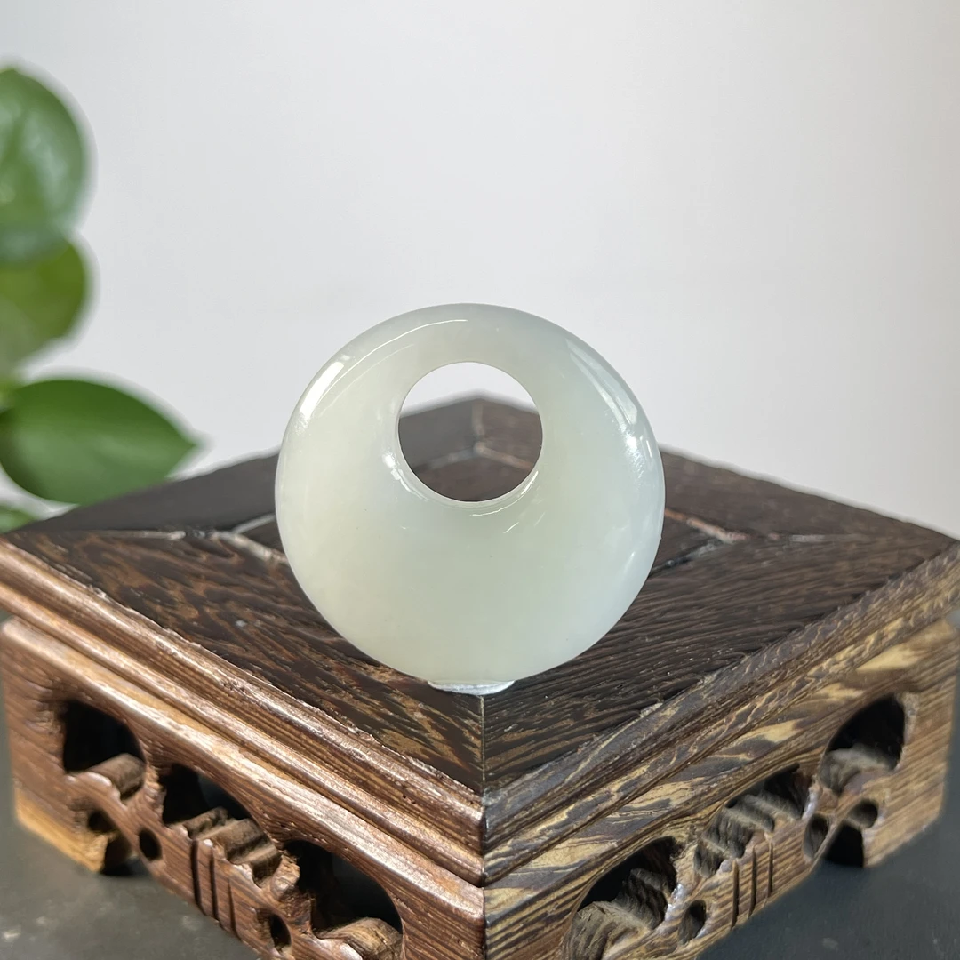 JTA28-28 和田玉-仿古扣