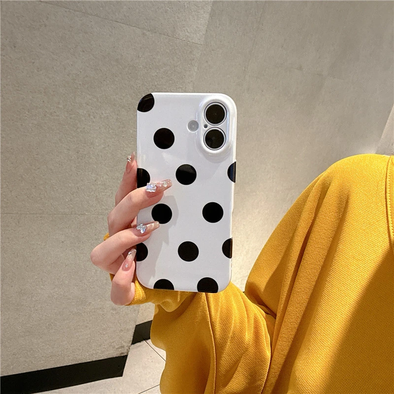 11夏日高级简约波点适用苹果16手机壳iphone15promax全包14女款13