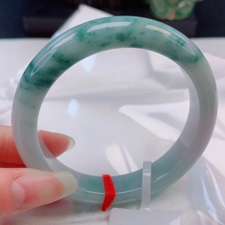 翡翠未镶嵌手镯55圈