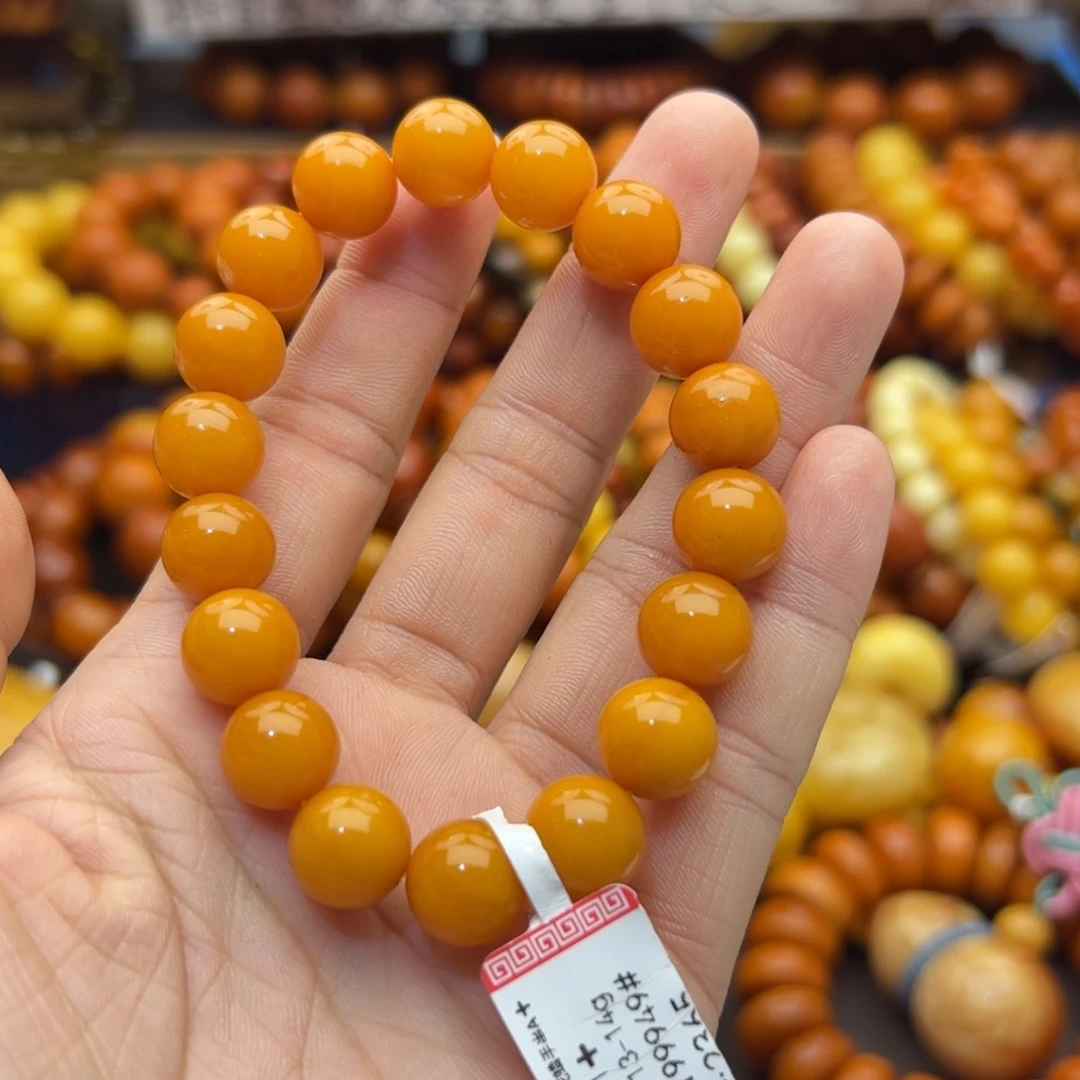 未镶嵌琥珀珠宝奇石