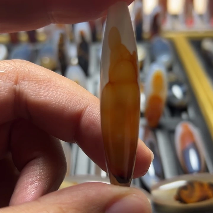 玛瑙/玉髓未镶嵌颈饰