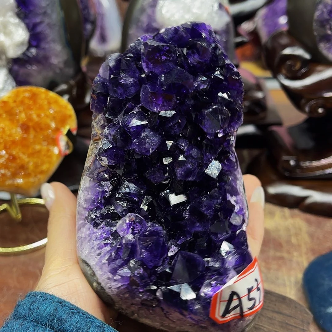 水晶大型摆件未镶嵌