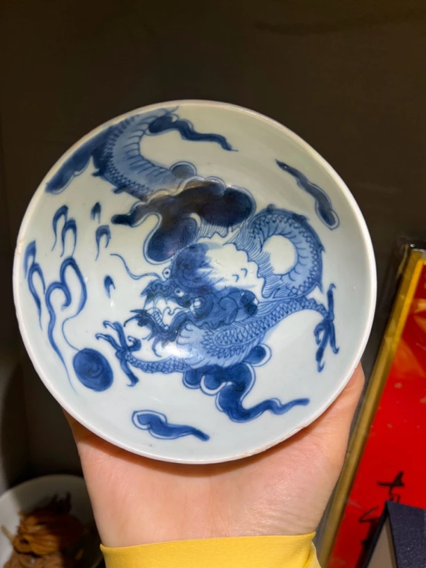 青花过强龙纹茶碗