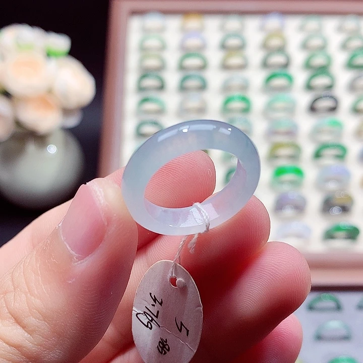 翡翠未镶嵌戒指18号