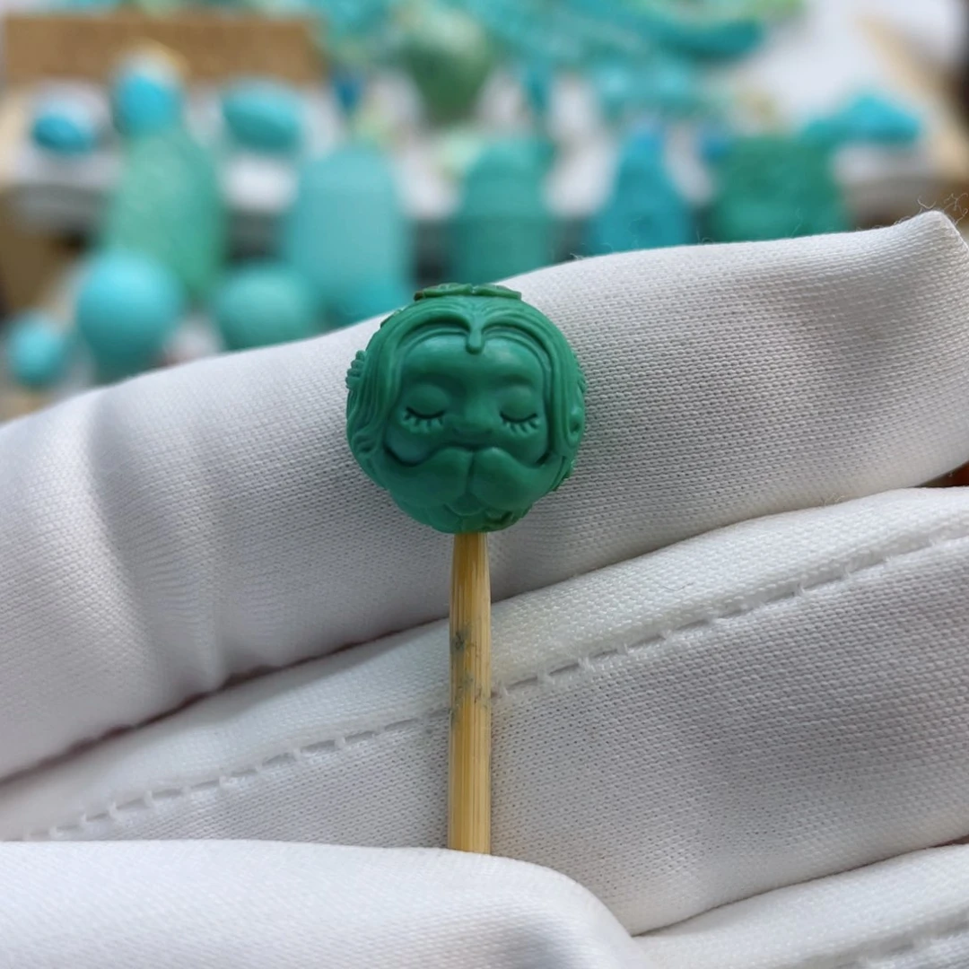 未镶嵌绿松石珠宝奇石