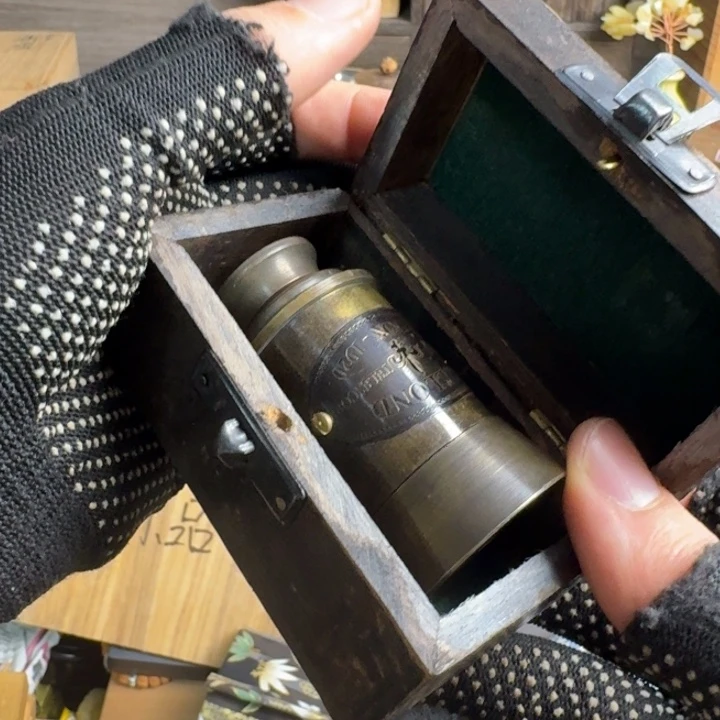 砖雕瓷器工艺品摆件等