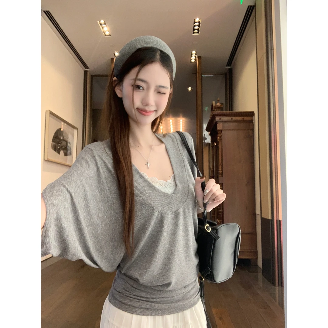 纯欲风V领宽松蝙蝠袖T恤女春季设计感收腰百搭显瘦打底