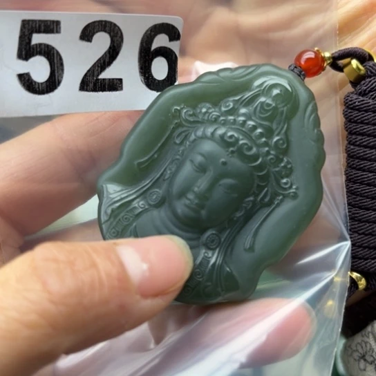 和田玉未镶嵌珠宝半成品