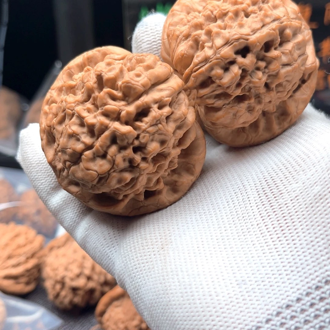 把件文玩核桃龙鼎