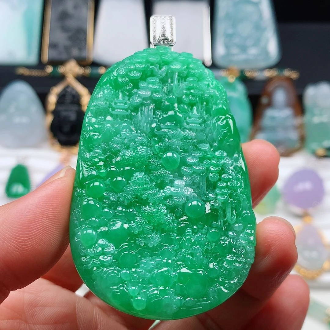 翡翠颈饰未镶嵌冰绿