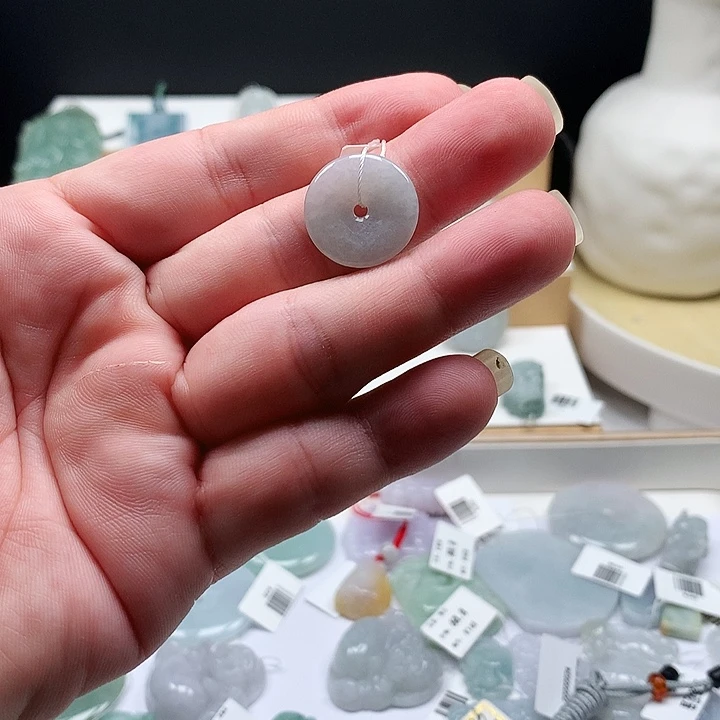 颈饰未镶嵌翡翠36平安扣