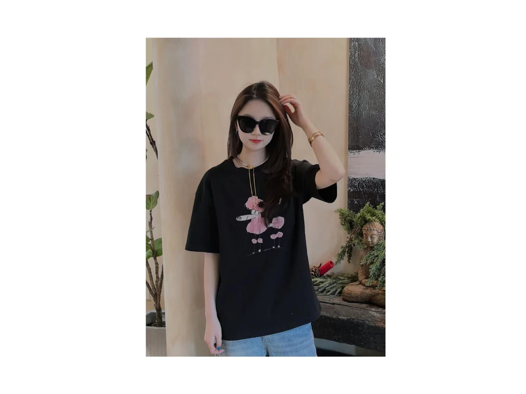 新款“粉色贵妇”T恤883#P02252新款活力常青藤百搭宽松上衣