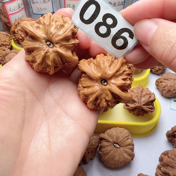 文玩核桃吊坠文玩086