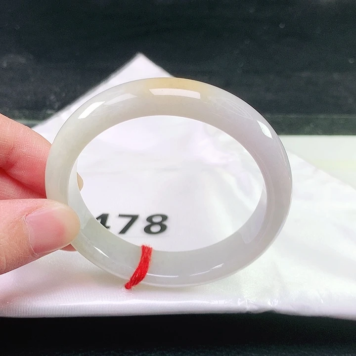 未镶嵌手镯翡翠478
