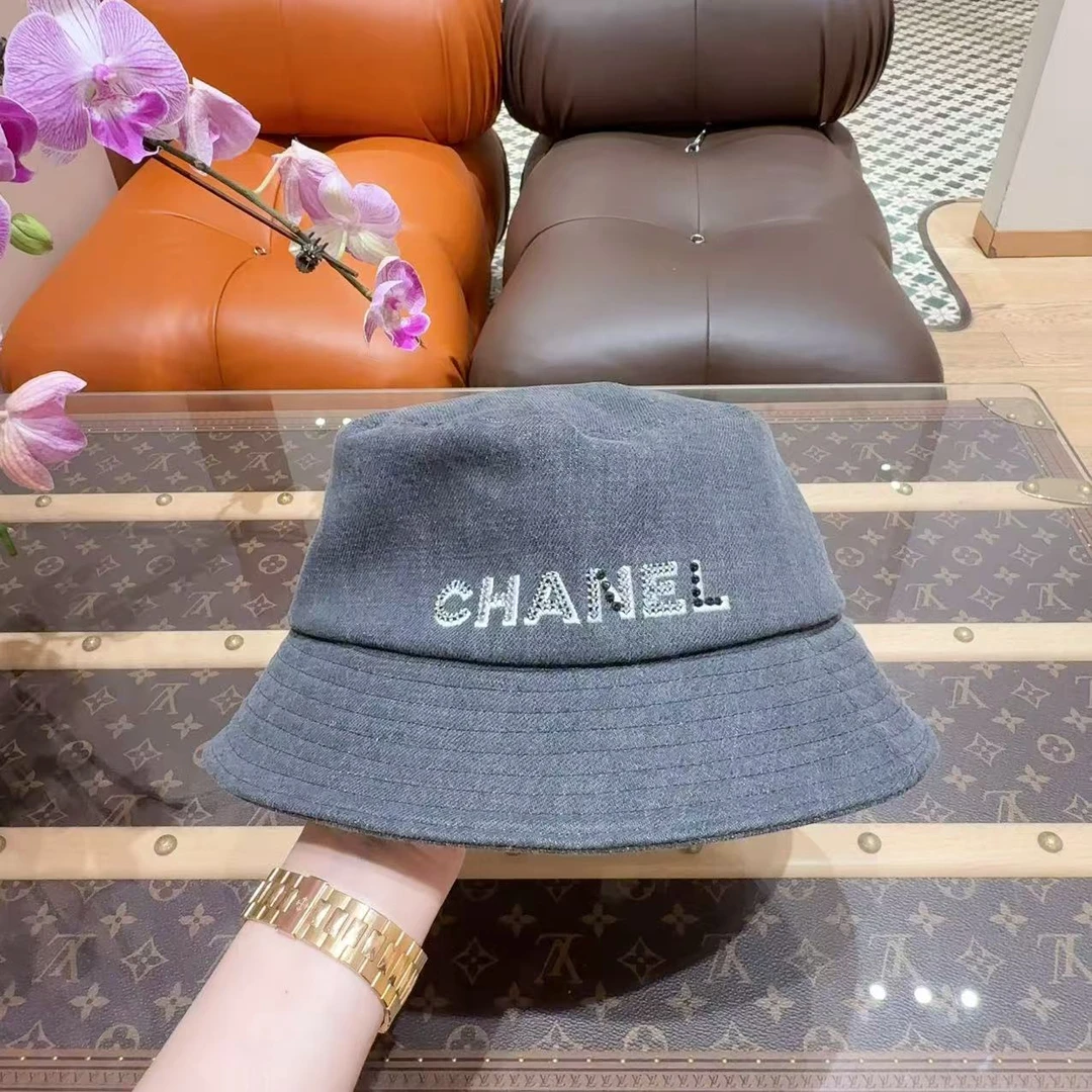 99新 Chanel/香奈儿 22P灰色logo亮片牛仔渔夫帽 S码