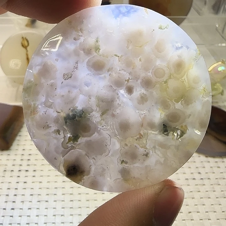 玛瑙/玉髓未镶嵌珠宝奇石