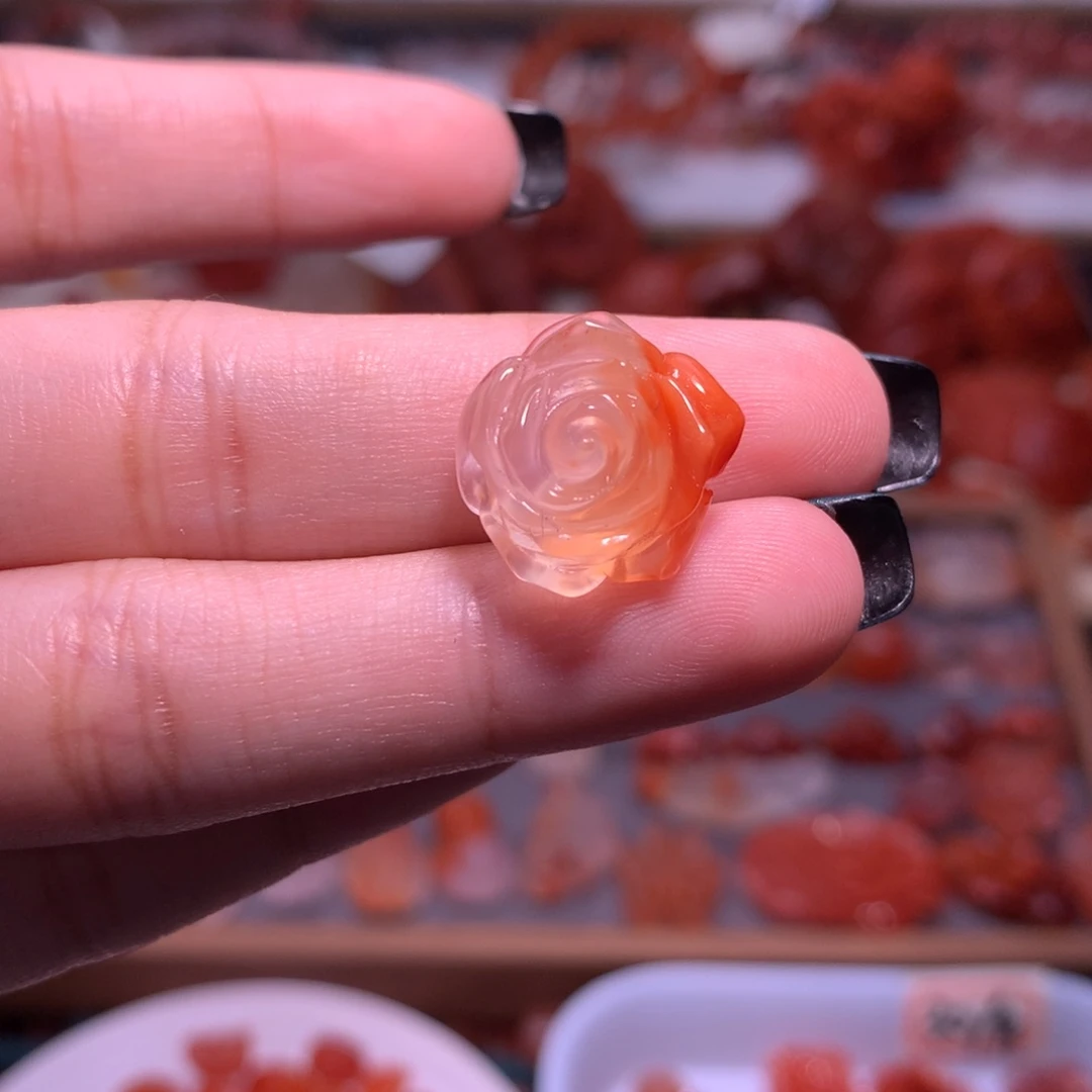 南红玛瑙未镶嵌珠宝半成品玫瑰花7