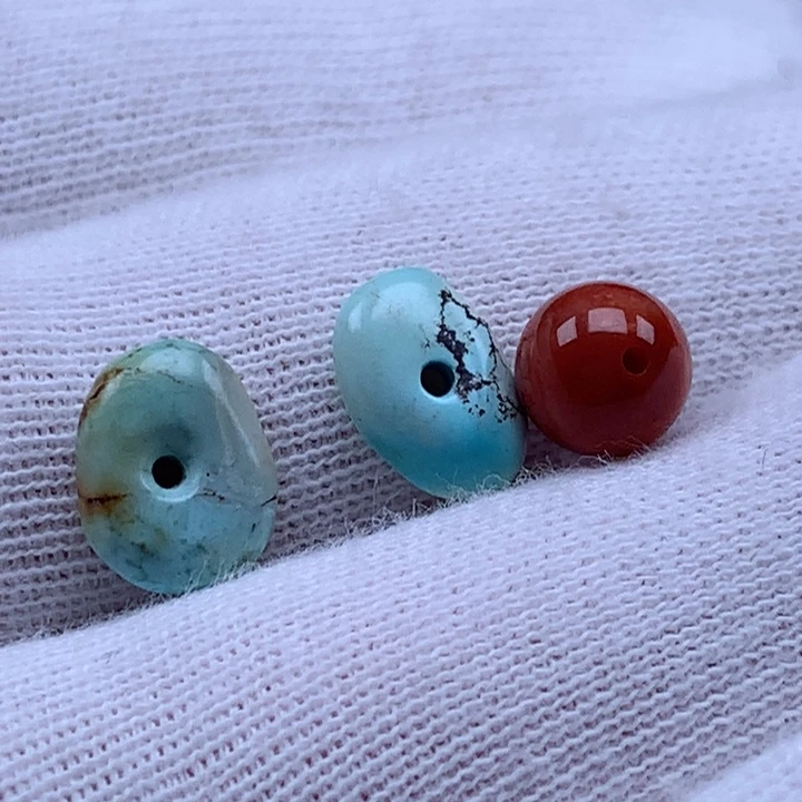 南红玛瑙未镶嵌珠宝奇石