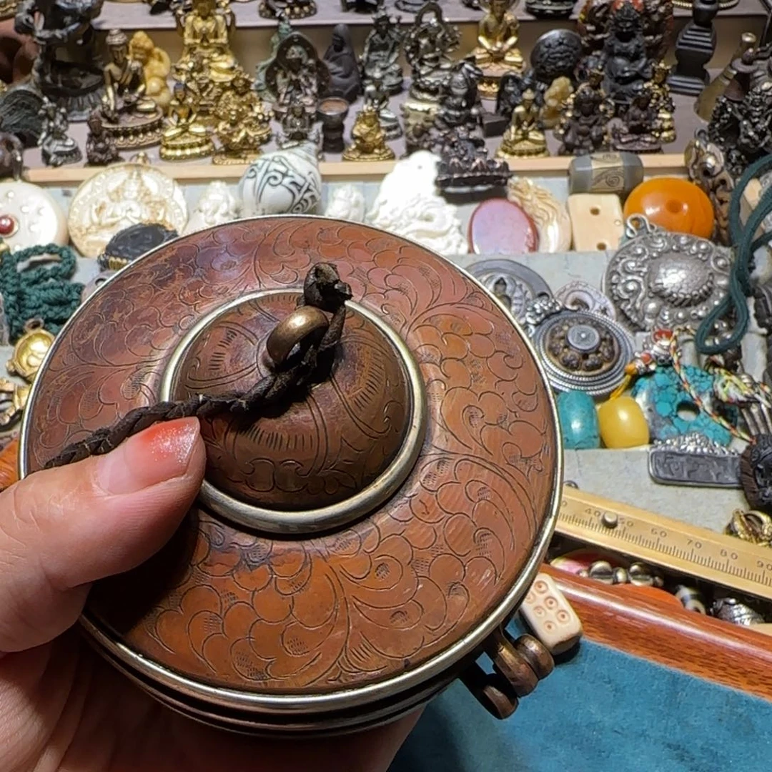 吊坠………………………………手串