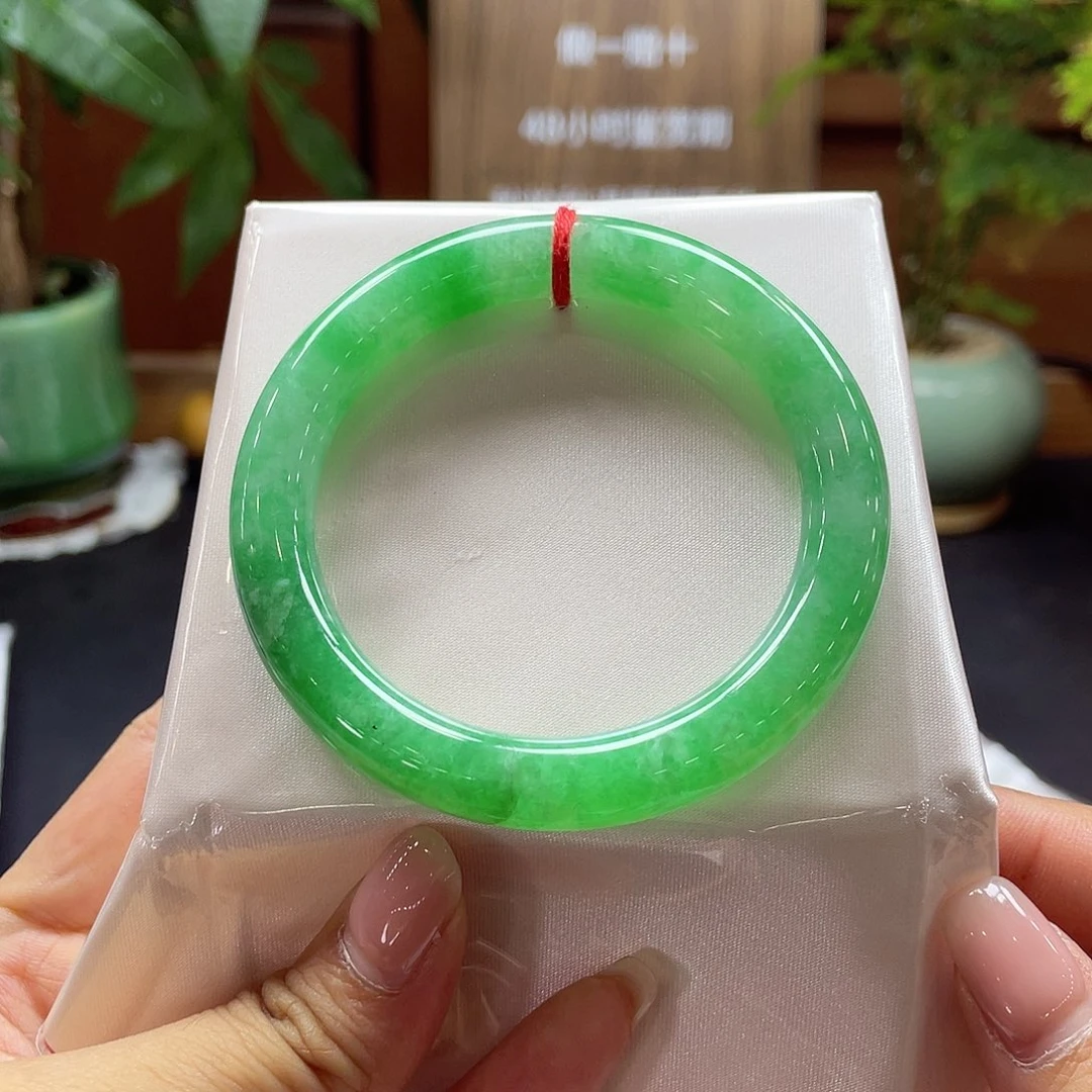 翡翠未镶嵌手镯67 号链接