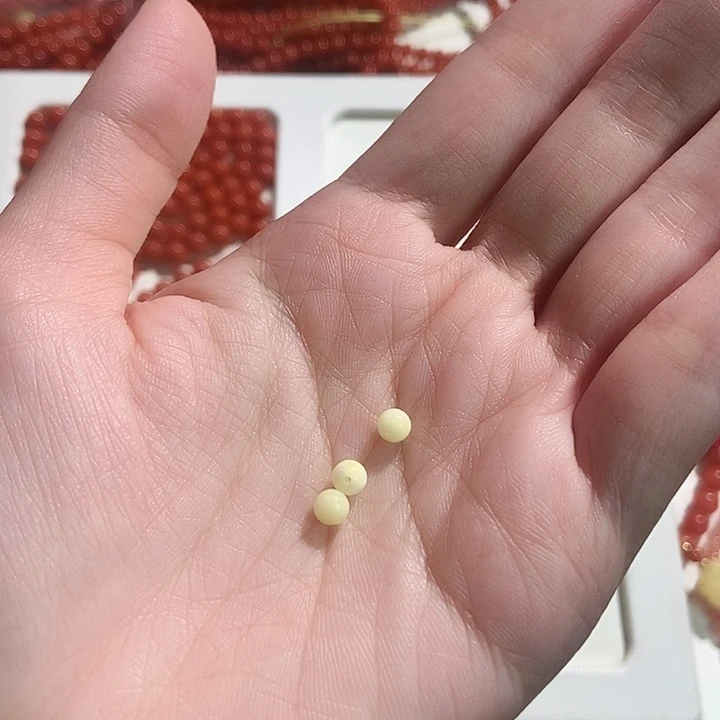 张***禾琥珀未镶嵌裸石蜜蜡单珠