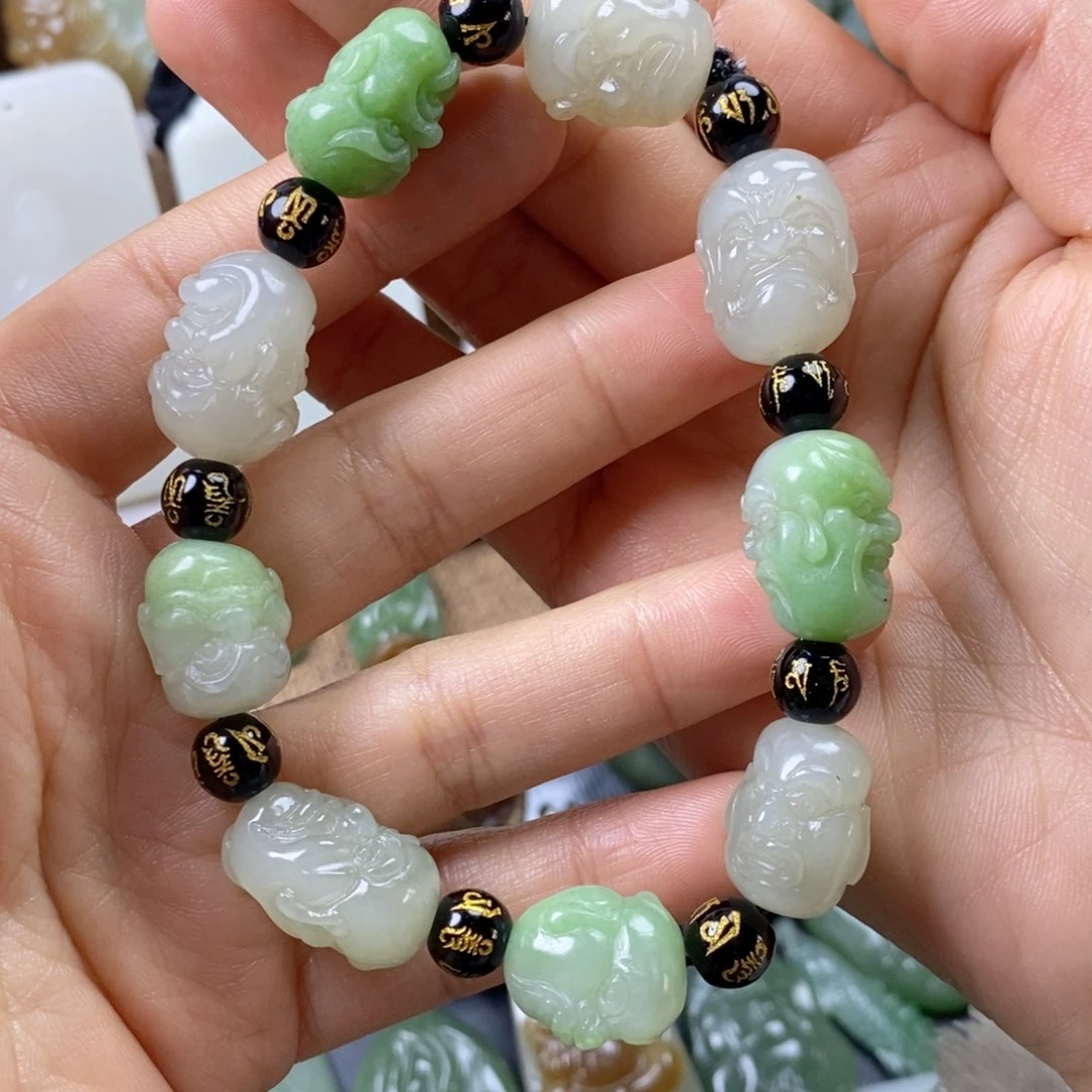 未镶嵌和田玉挂件