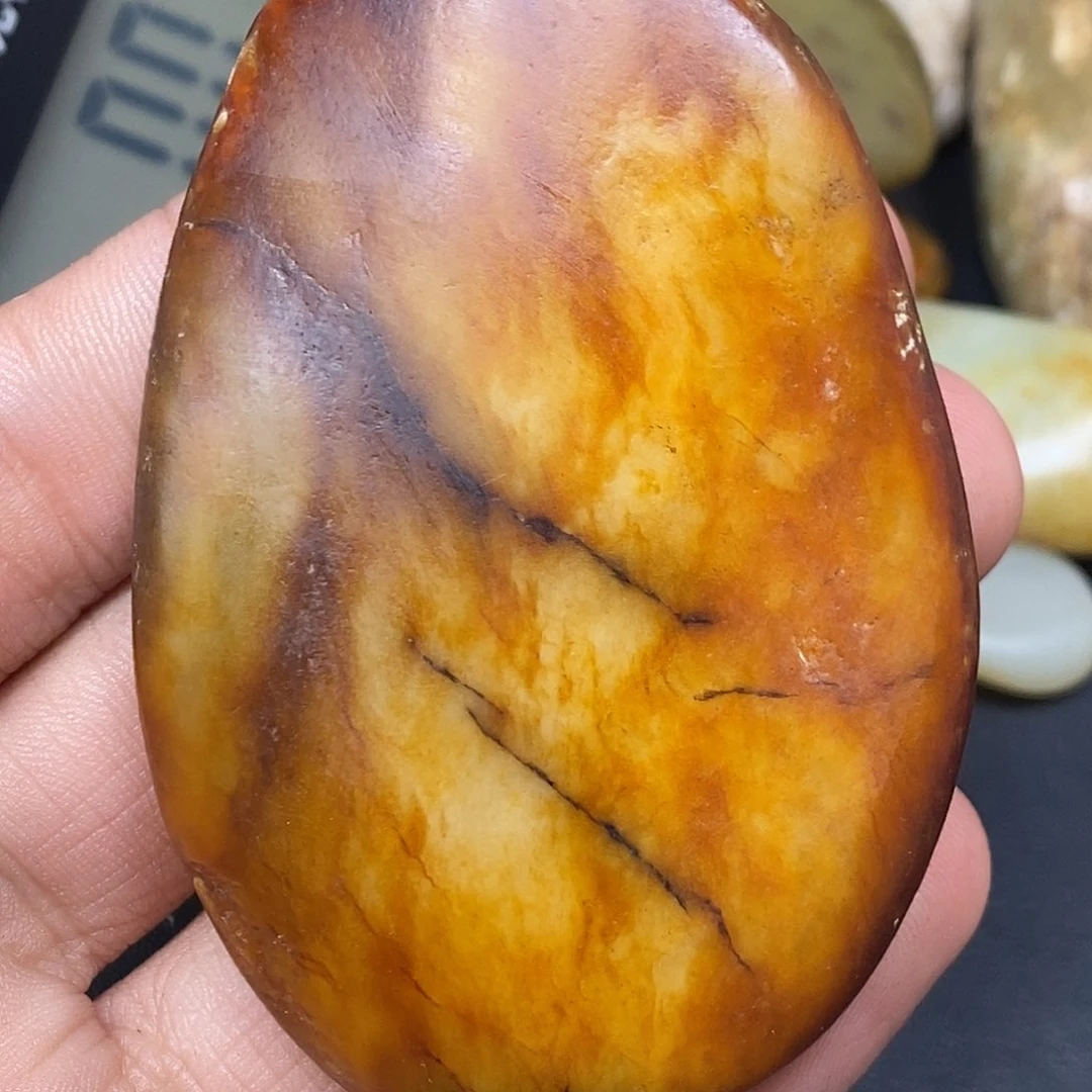 和田玉（糖玉）未镶嵌挂件