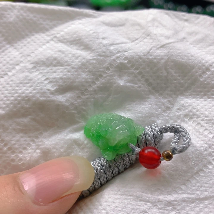 翡翠未镶嵌挂件翡翠