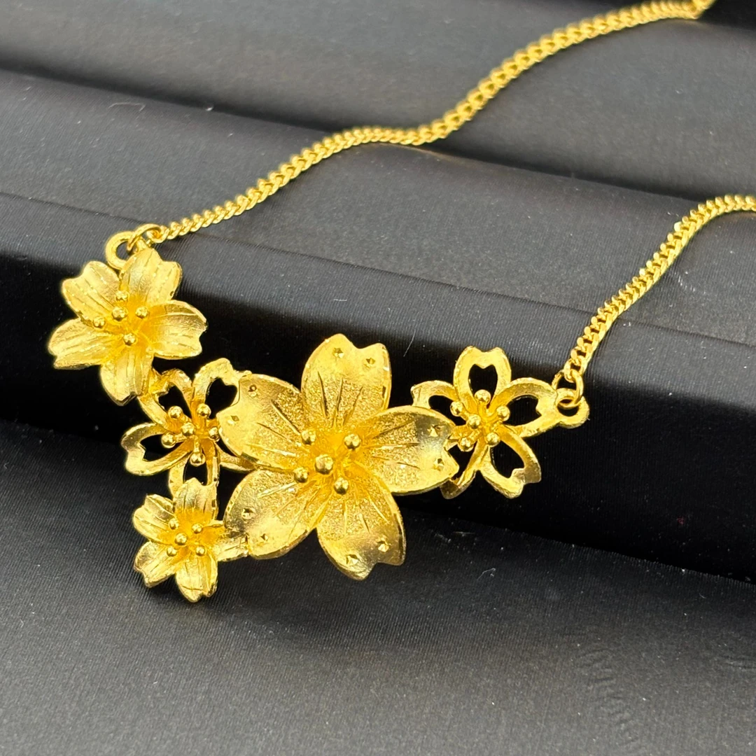 [长恋黄金]三生花项链足金m扣