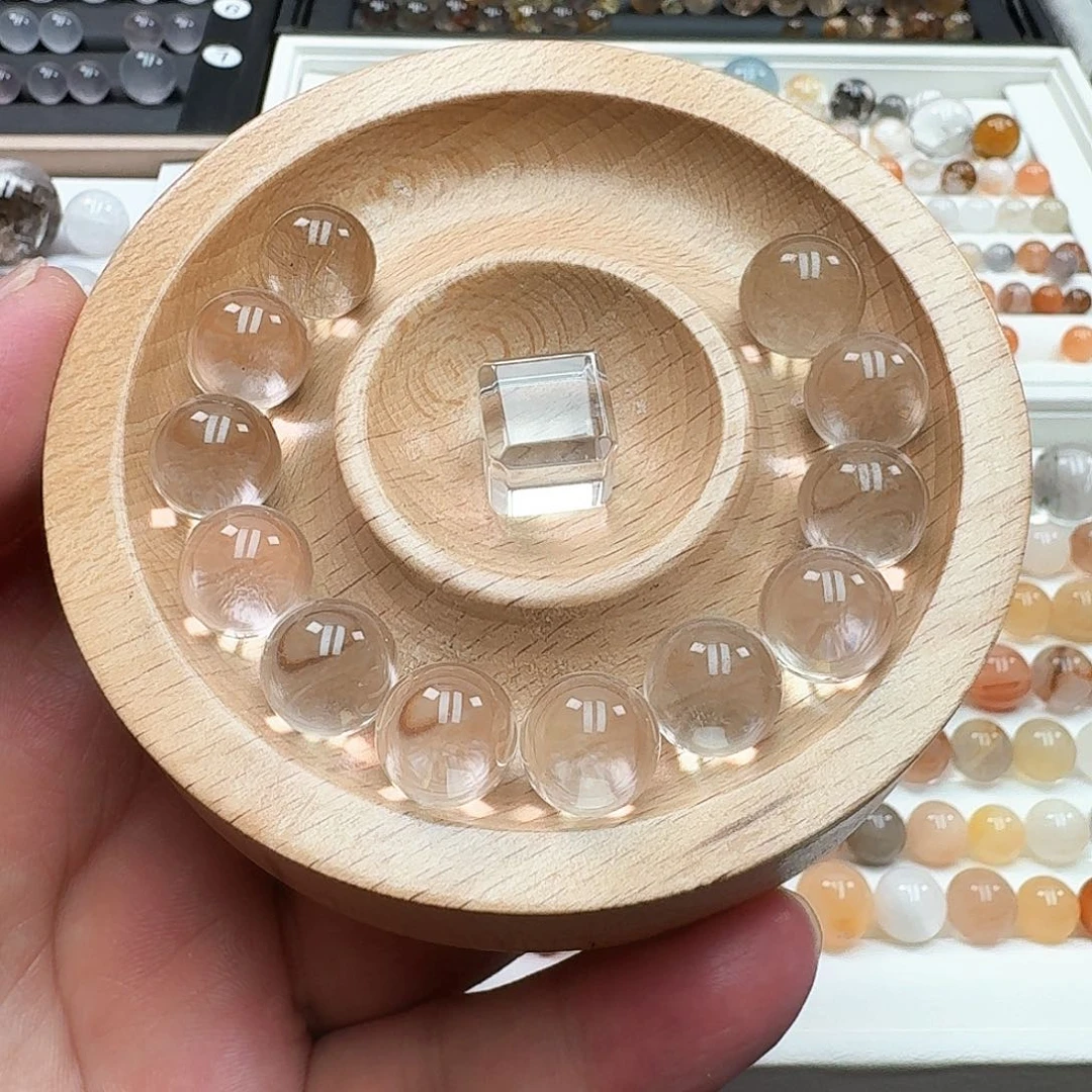 Q***i水晶珠宝半成品未镶嵌天然水晶