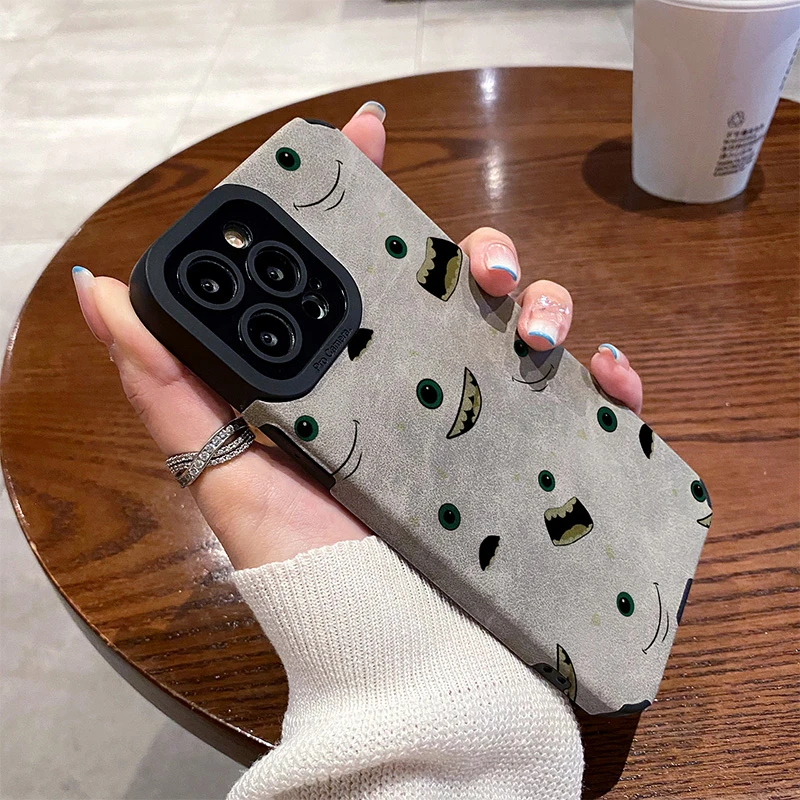 大眼萌怪适用苹果17新款iPhone17pro防摔16手机壳15翻毛皮14校园