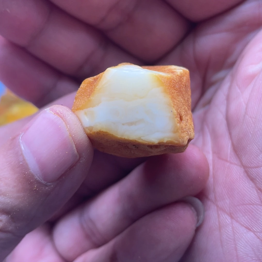 未镶嵌定制琥珀蜜蜡