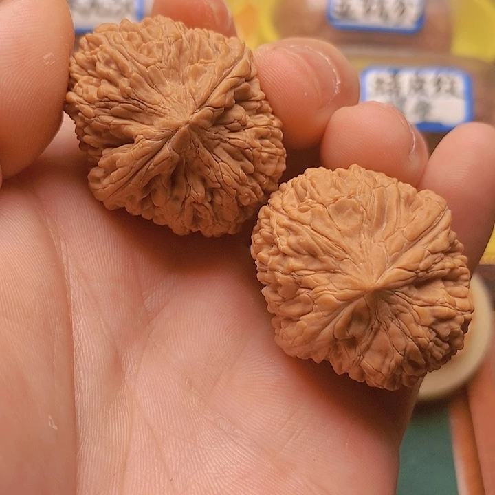 文玩核桃把件边34肚39全品大蒜头肚差一个尺