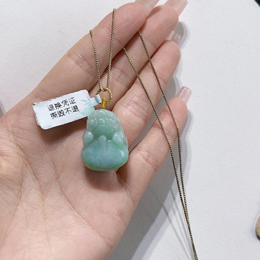 【闪购商品】翡翠未镶嵌颈饰