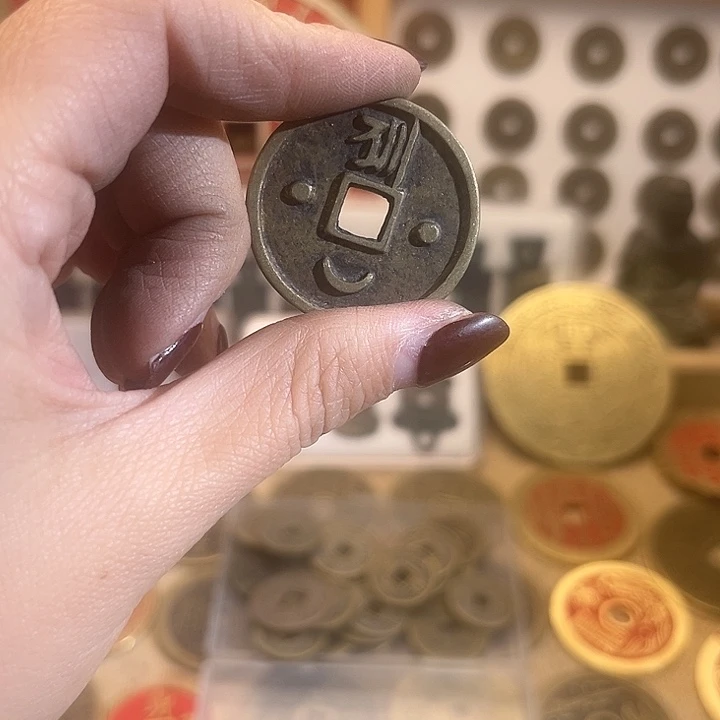 一***慌铜现代翻砂工艺作品