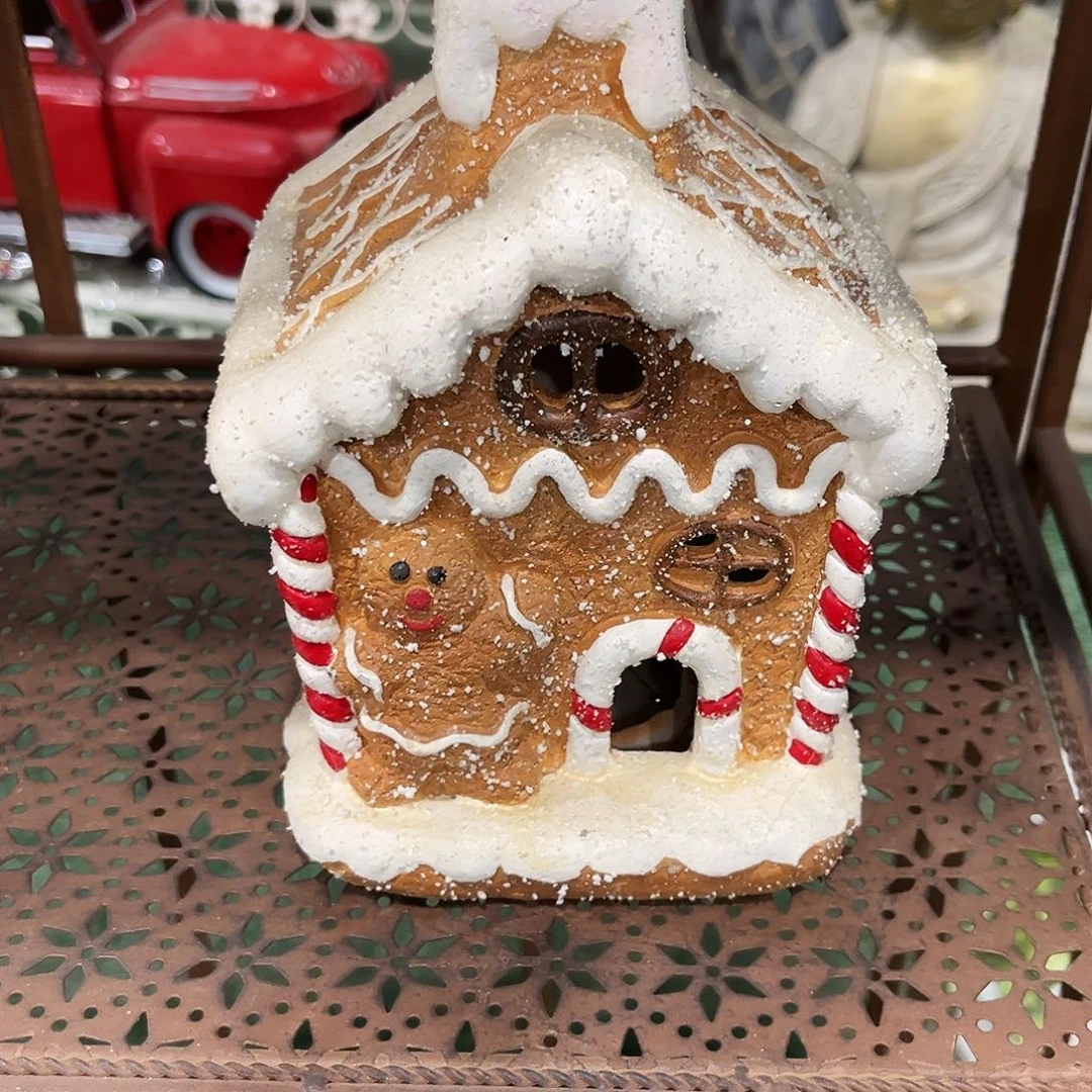 ****）花架置物架上还有