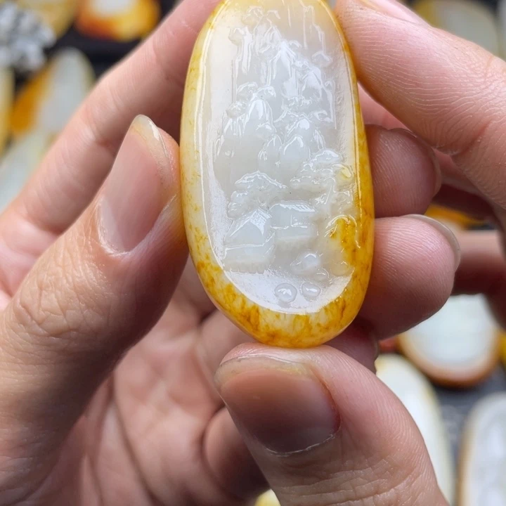 和田玉未镶嵌颈饰