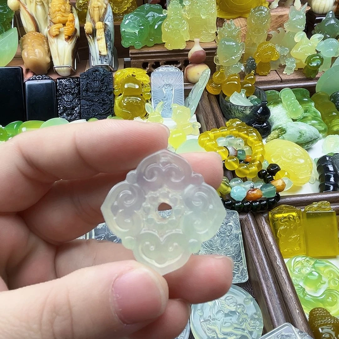 岫玉未镶嵌吊坠(不含链)