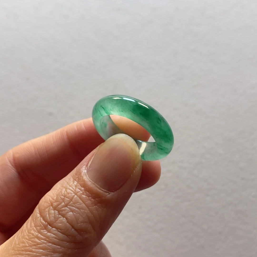 石英质玉戒指未镶嵌