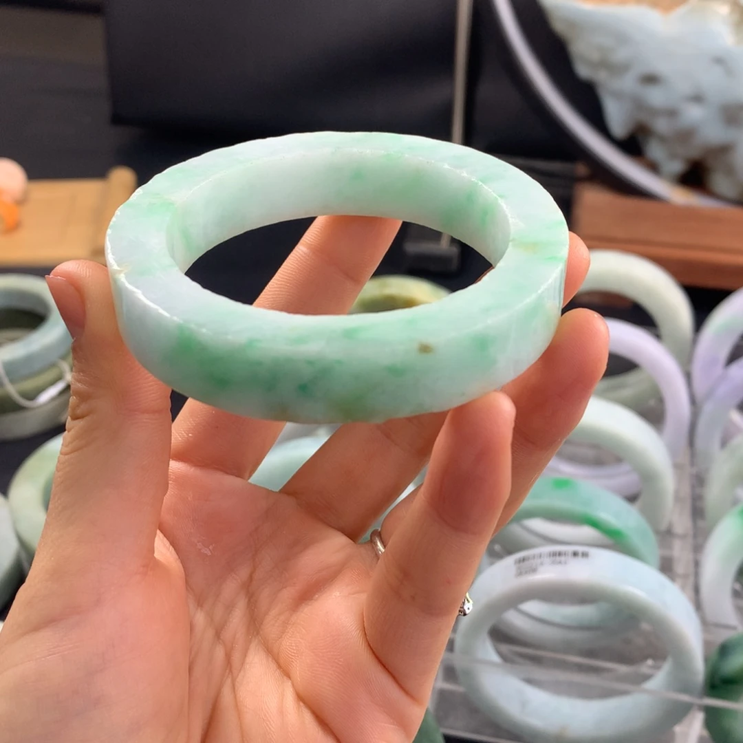 定制翡翠未镶嵌纯天然