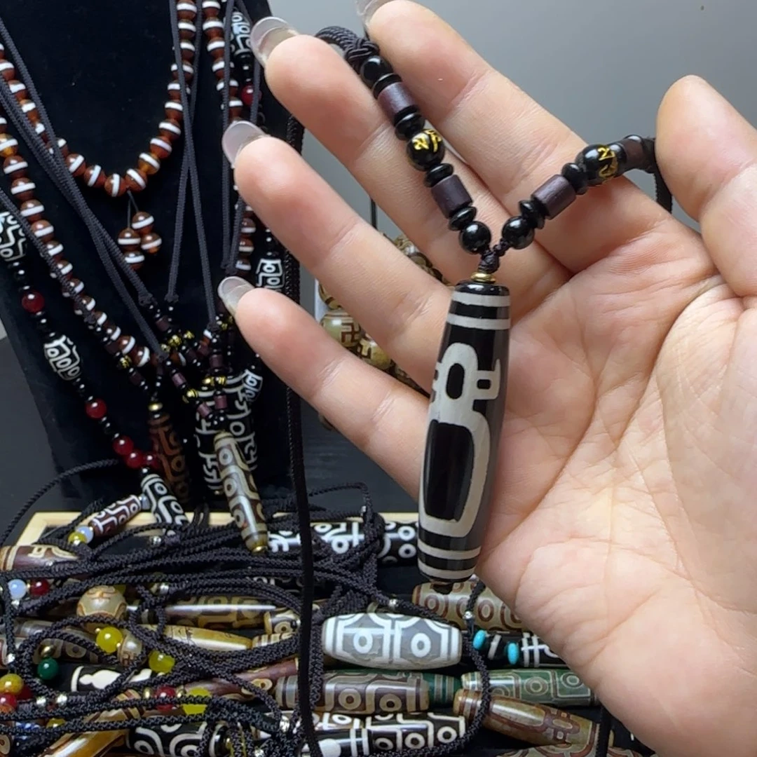 玛瑙/玉髓合金颈饰