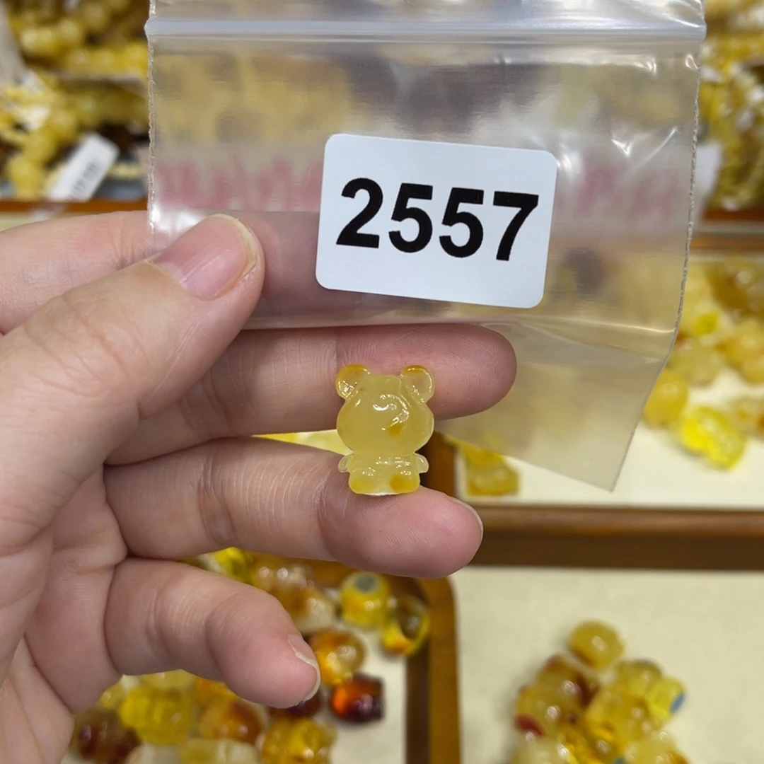琥珀珠宝奇石未镶嵌
