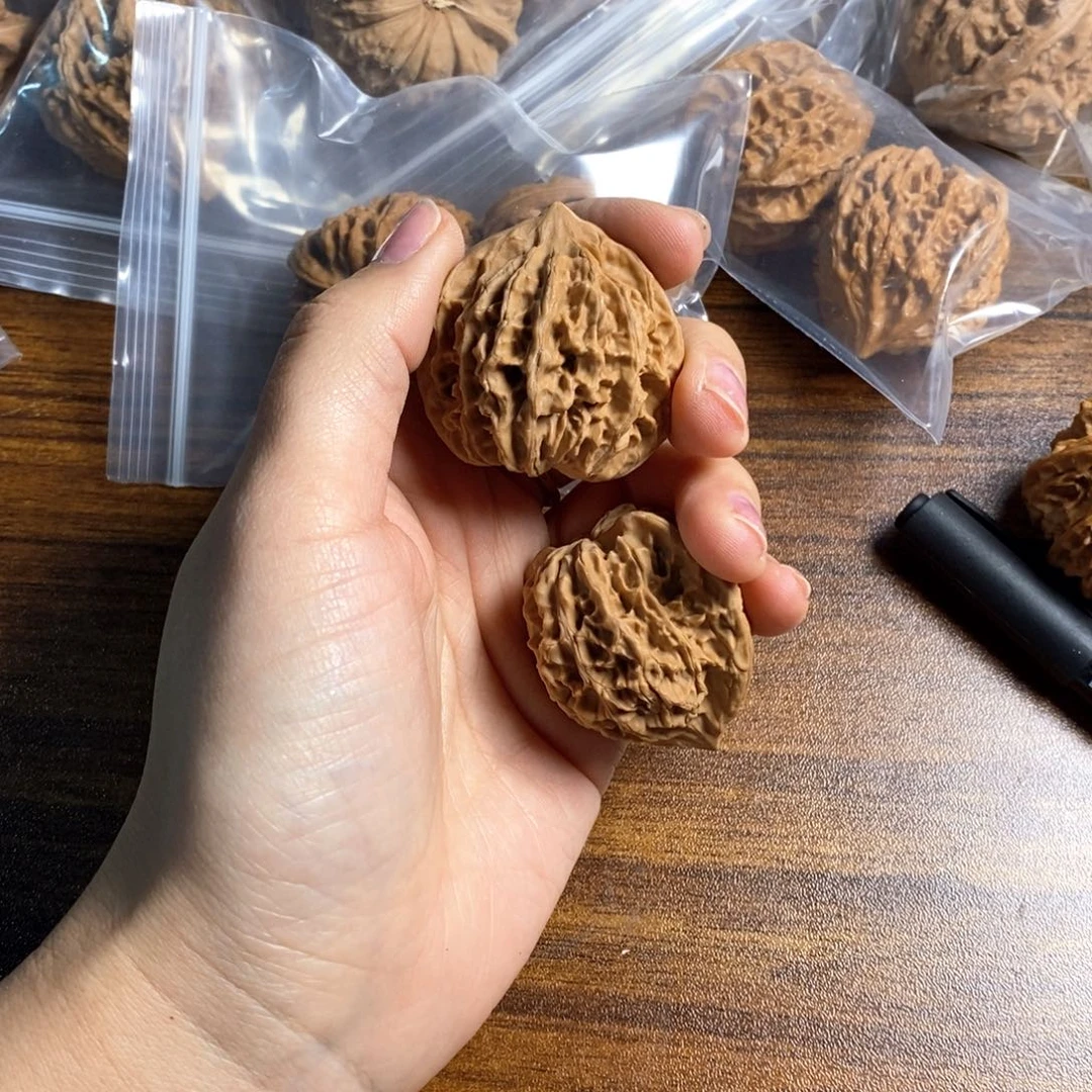 文玩核桃吊坠?****丶灯笼49