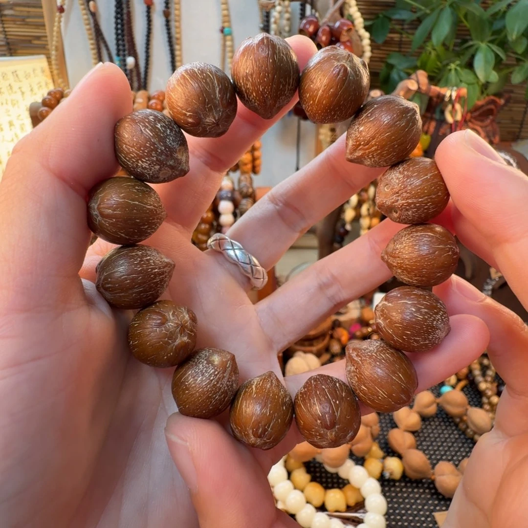 随***心柏香籽/百香籽吊坠菩提