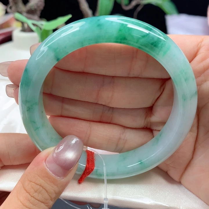 未镶嵌手镯翡翠35