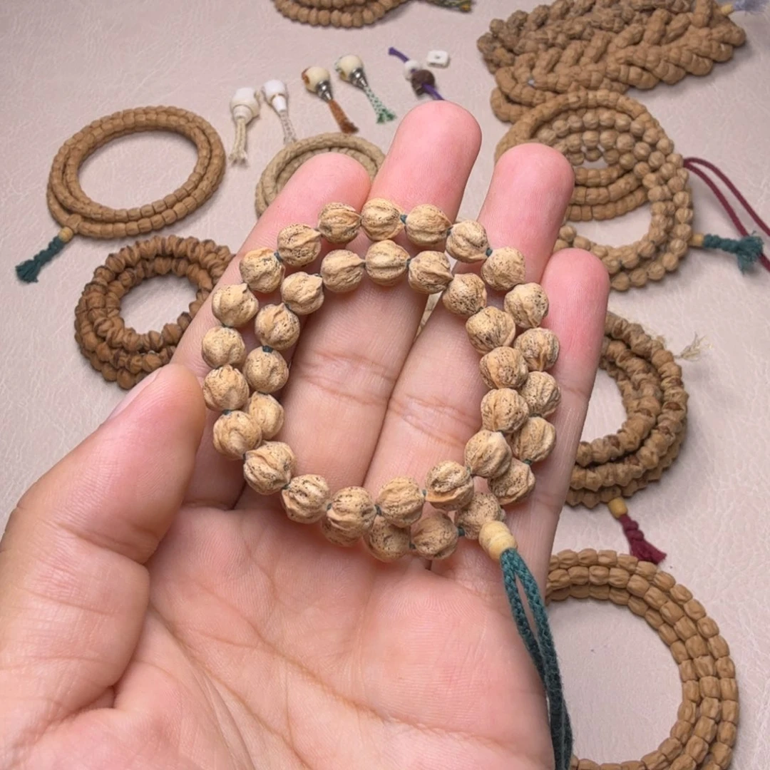 明***海吊坠柏香籽/百香籽原桩手持