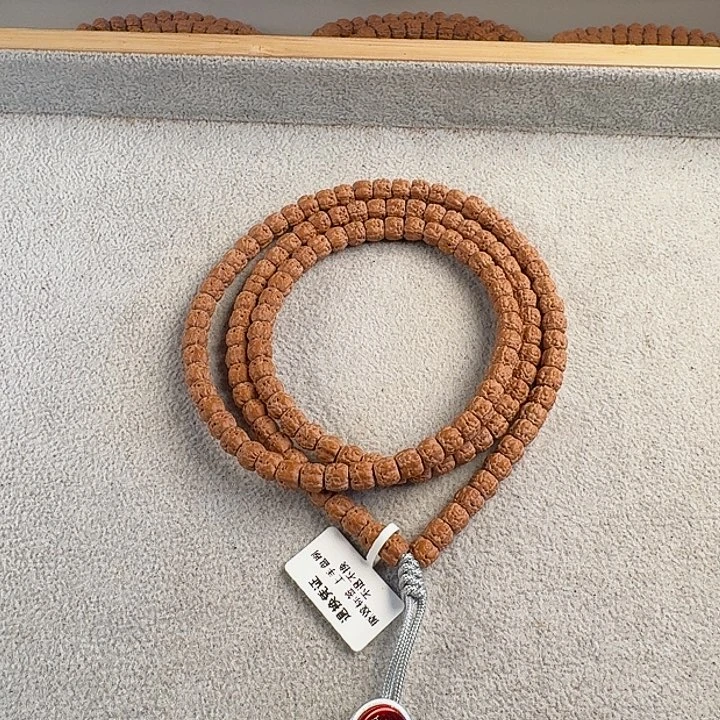 金刚菩提吊坠布**士龙切佛手