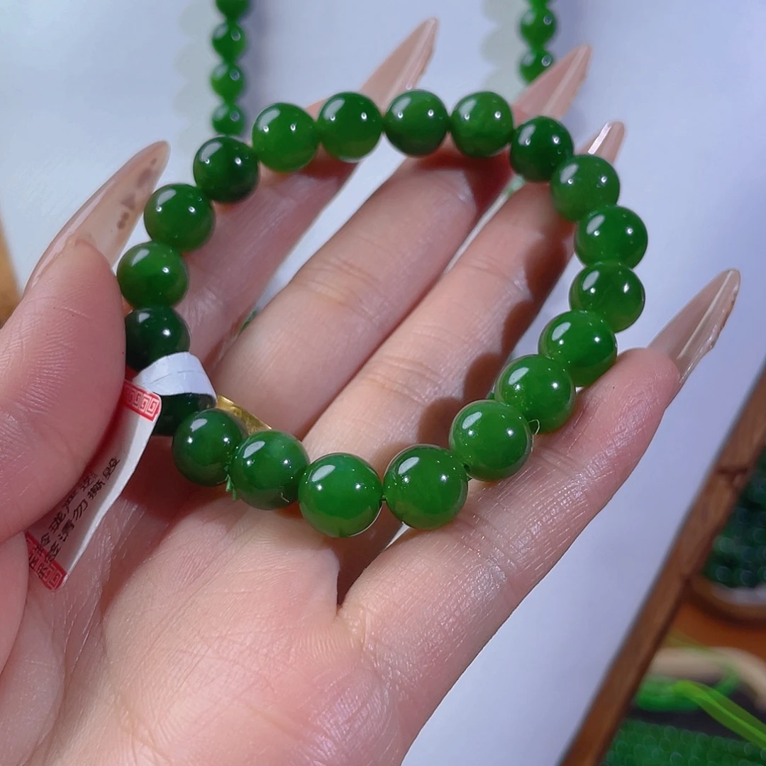 七***忆和田玉未镶嵌颈饰10