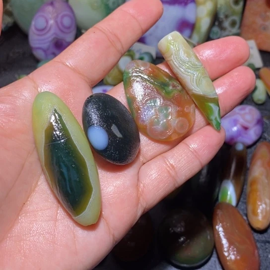 颈饰未镶嵌石英质玉用****3