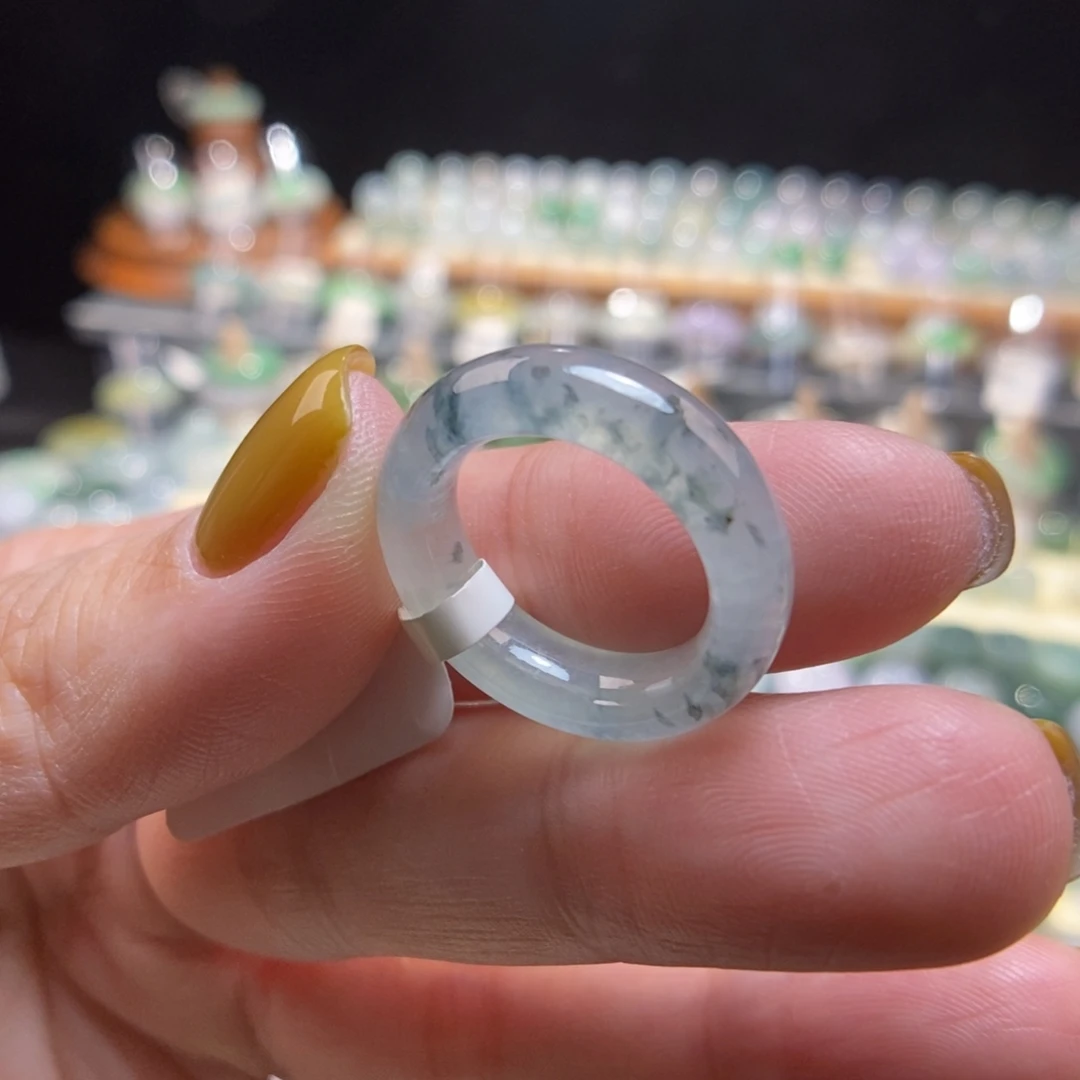 翡翠未镶嵌戒指10号紫来花